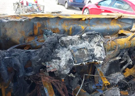 2021 Chevrolet Silverado 1500 2Wd Long Bed Wt from USA, damaged, VIN 3GCNWAEH9MG317964